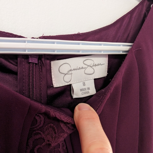 Jessica Simpson plum midi dress long sleeves pleated lace front panel Sz8 - Picture 7 of 7